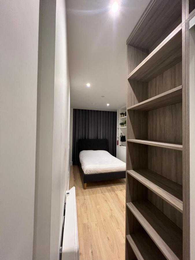 London Luxxe Suites & Apartments - London Heathrow Airport, Terminal 1 2 3 4 5 Hillingdon Eksteriør bilde