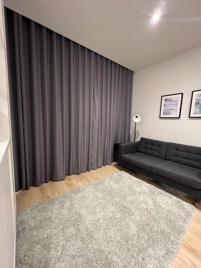 London Luxxe Suites & Apartments - London Heathrow Airport, Terminal 1 2 3 4 5 Hillingdon Eksteriør bilde